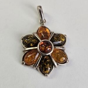Sterling Silver 925 Elegant Amber Floral Pendant